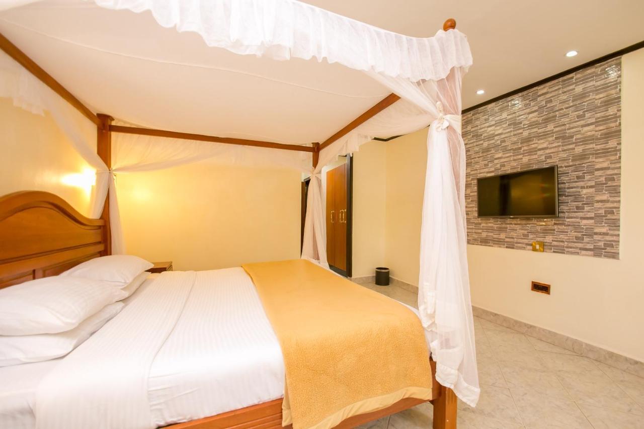 Green Hills Hotel Nyeri Exterior photo