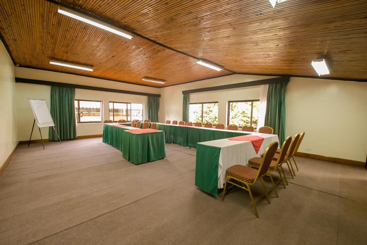 Green Hills Hotel Nyeri Exterior photo