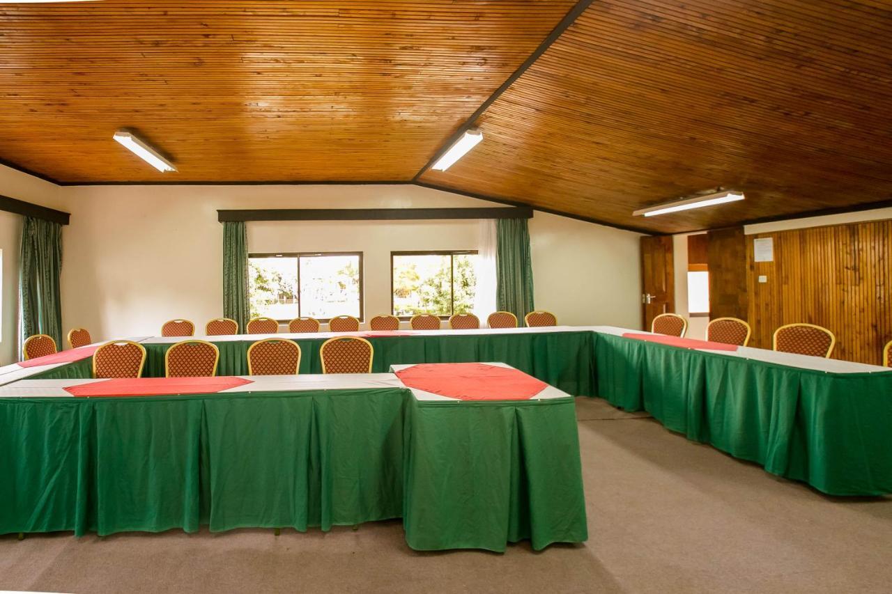 Green Hills Hotel Nyeri Exterior photo