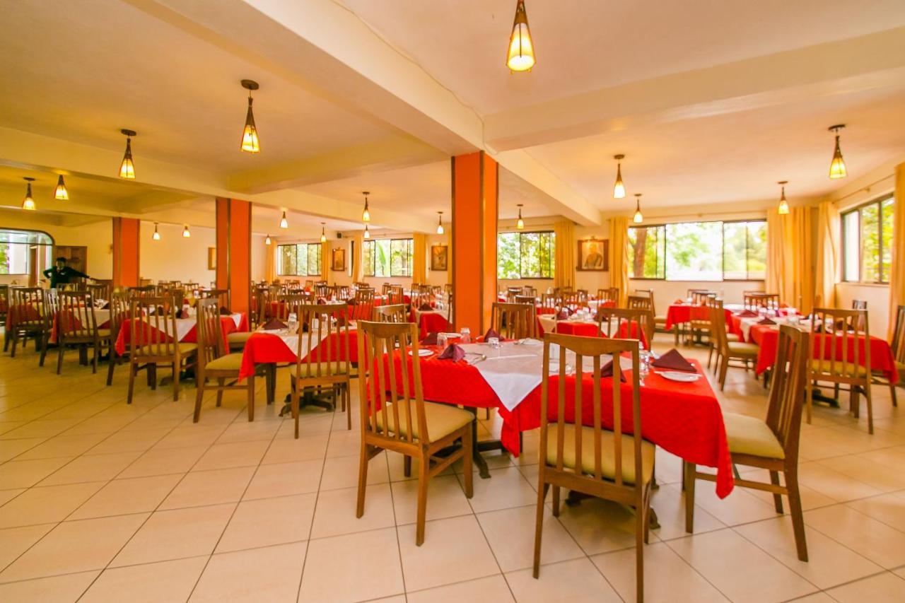 Green Hills Hotel Nyeri Exterior photo