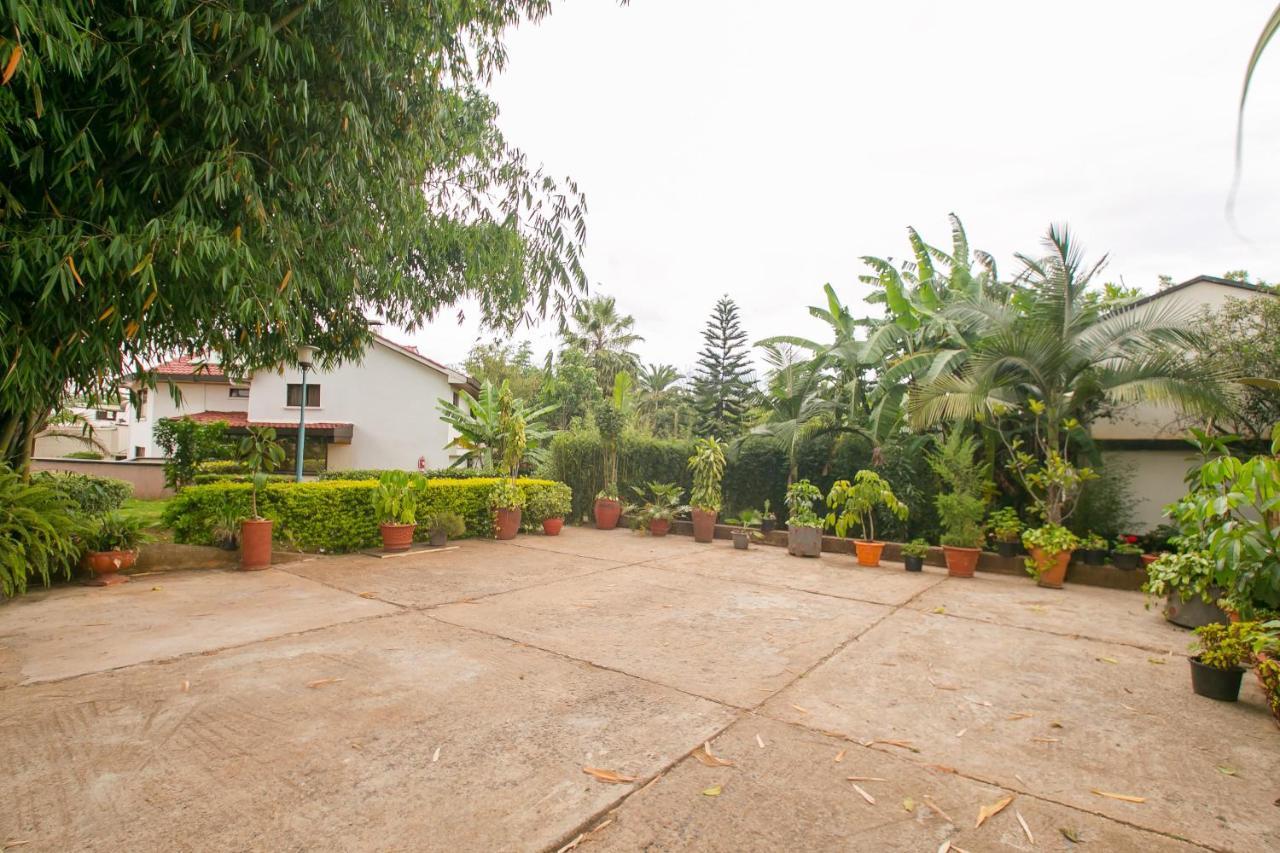 Green Hills Hotel Nyeri Exterior photo