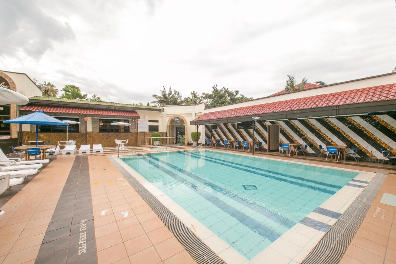 Green Hills Hotel Nyeri Exterior photo